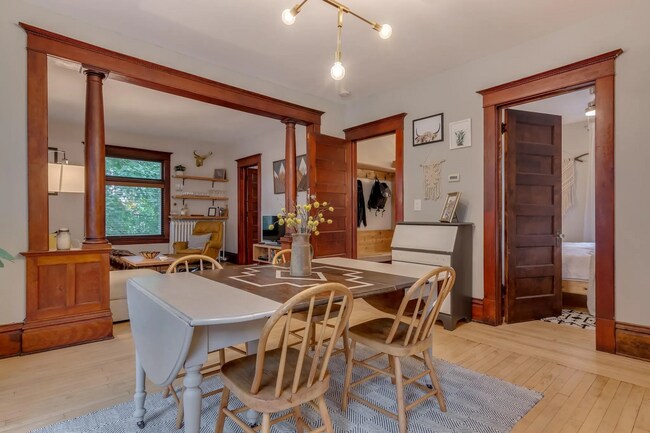 Building Photo - 3501 Cedar Ave S