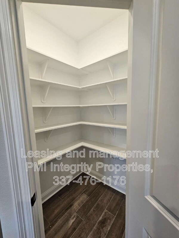 Building Photo - 26063 Purdy Ave