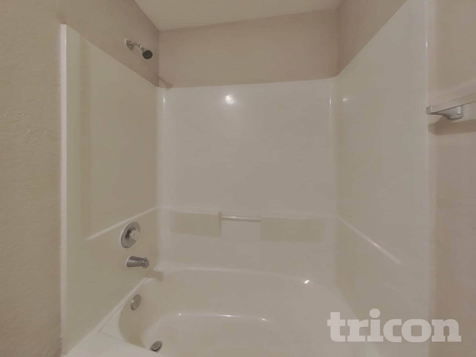 Building Photo - 11151 N Lake Mist Ln