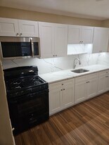 Building Photo - 17 Prospect St