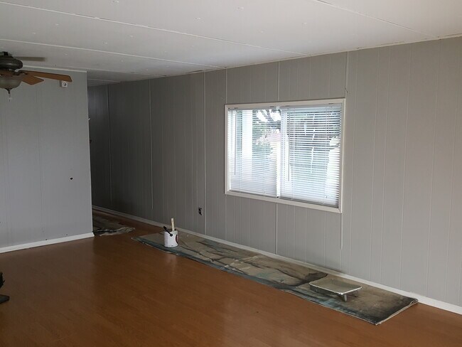 Building Photo - 12771 SE 352nd Ave