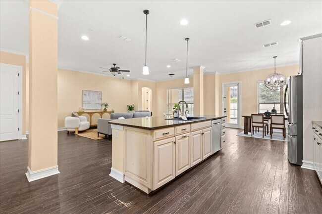 Building Photo - 7231 Sangalla Dr