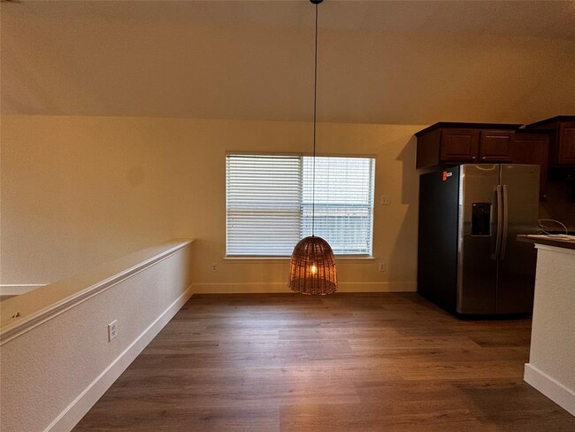 Building Photo - 1429 Scheider Dr