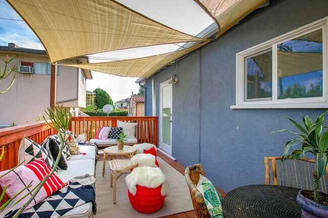 Building Photo - 4232 Verdugo Rd