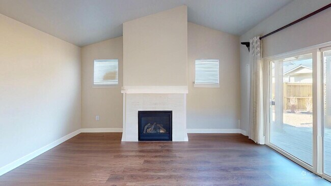 Building Photo - Be the first one to RENT this home! 3 bedrooms, 2 bathrooms, SINGLE LEVEL home with beautiful Lan...