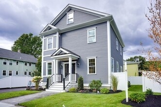 Building Photo - 24 Grant Ave