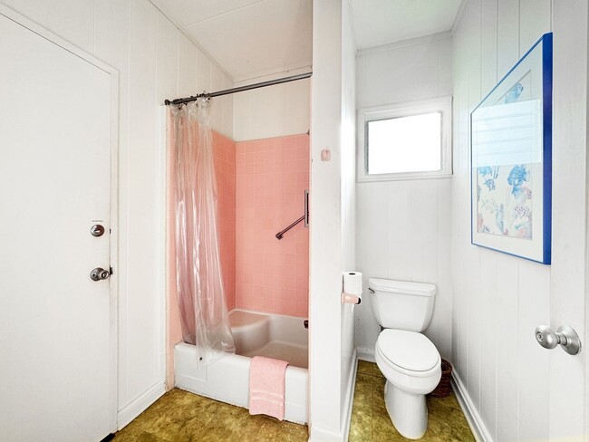 Building Photo - Furnished Kaimalino House Fronting Canal & Overlooking Kailua Bay