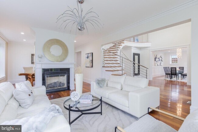 Building Photo - 9715 Singleton Dr