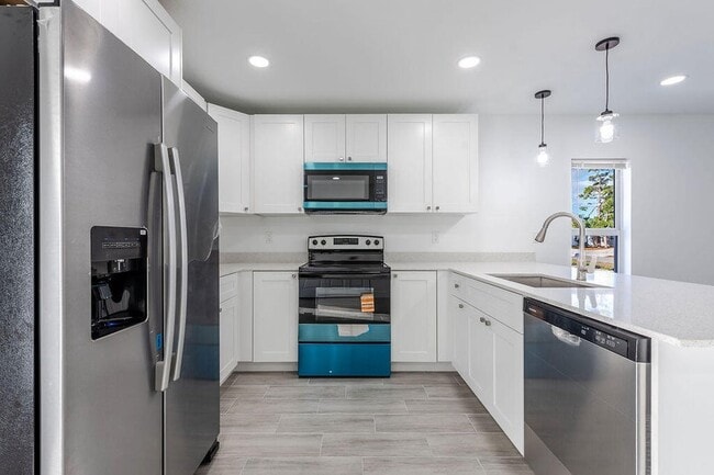 Building Photo - 3244 Jefferson St