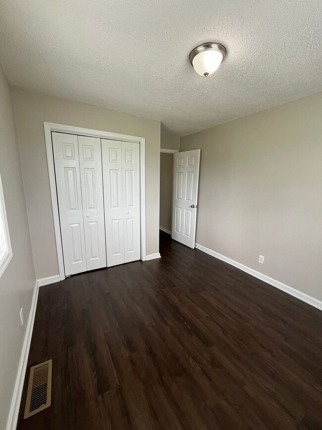 Building Photo - 314 Snowden Dr