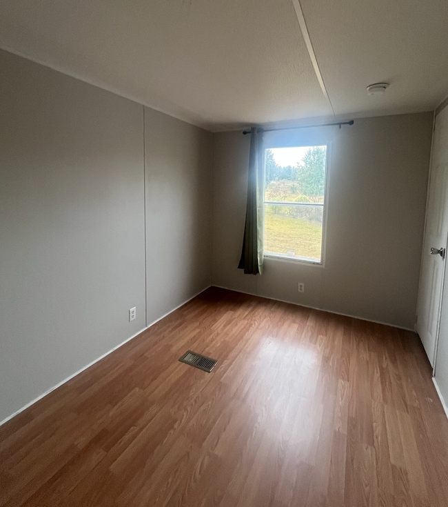 Building Photo - 159 Gas Plant Rd