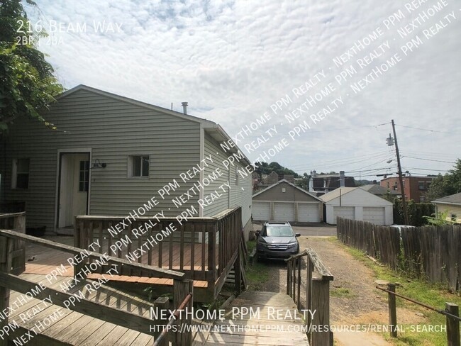 Building Photo - 216 Beam Way