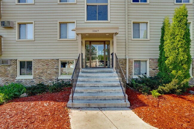 Building Photo - Forest Lake NorthShore Apartments LLC (1167)