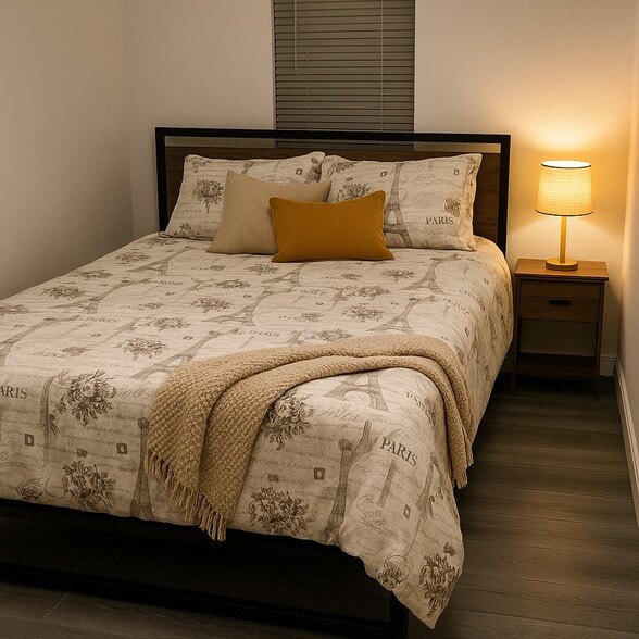 Fully Furnished Bedroom - 410 Estelle St