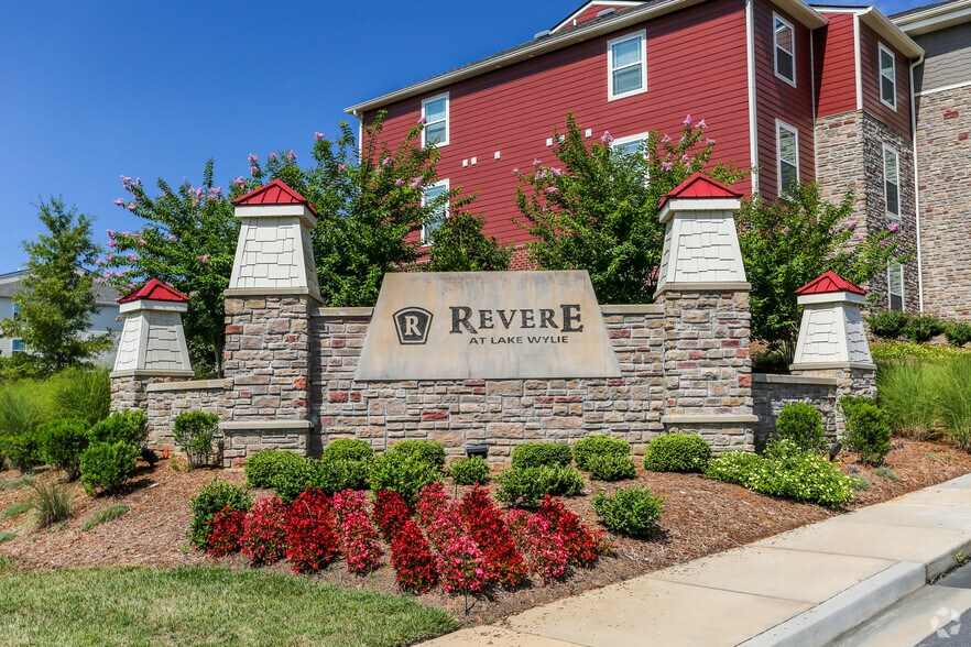 Revere At Lake Wylie 1001 Wylie Springs Cir Clover SC 29710