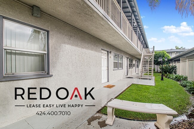 Building Photo - 380 S Sierra Madre Blvd