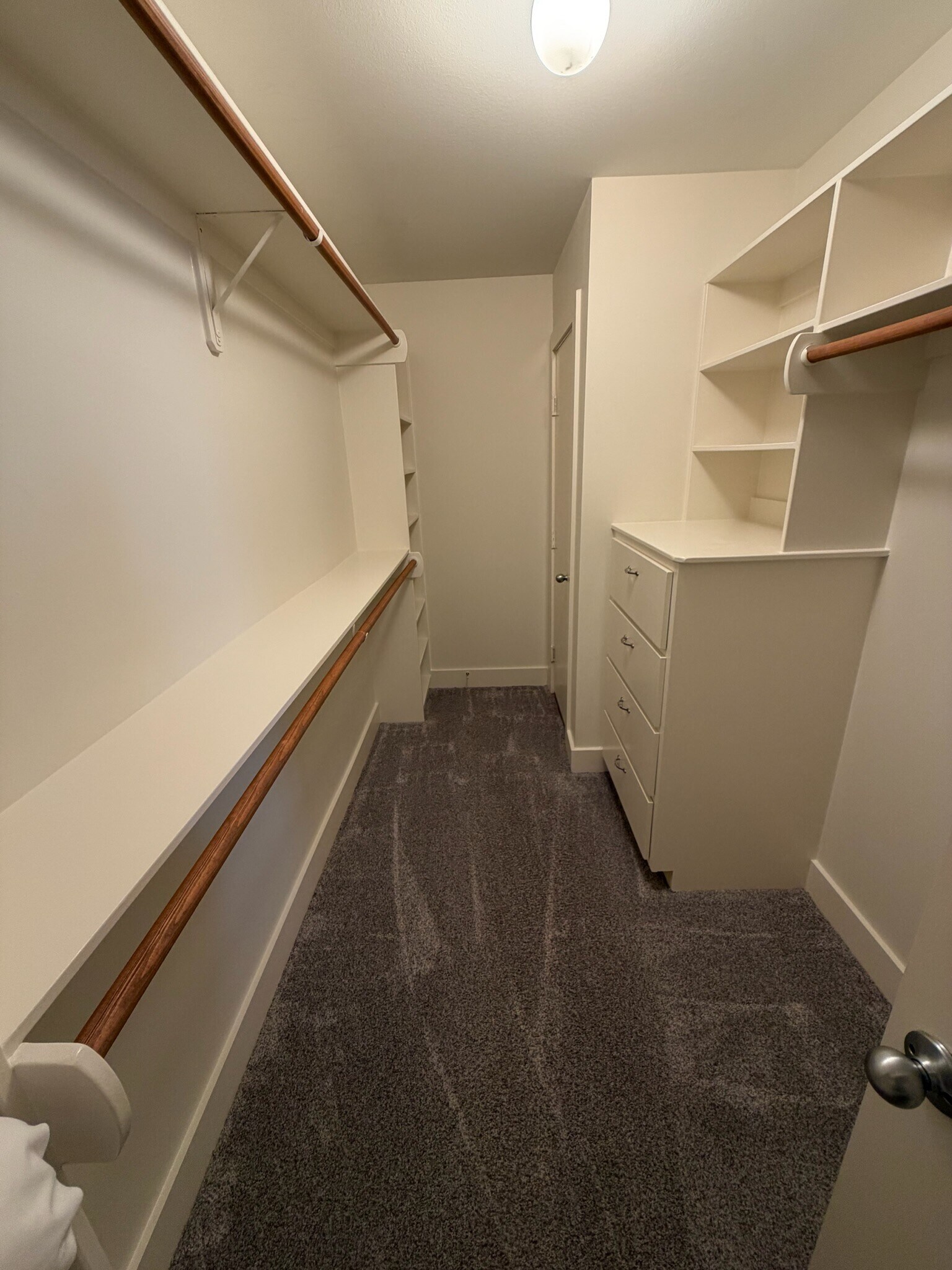 Building Photo - 5810 Darling St