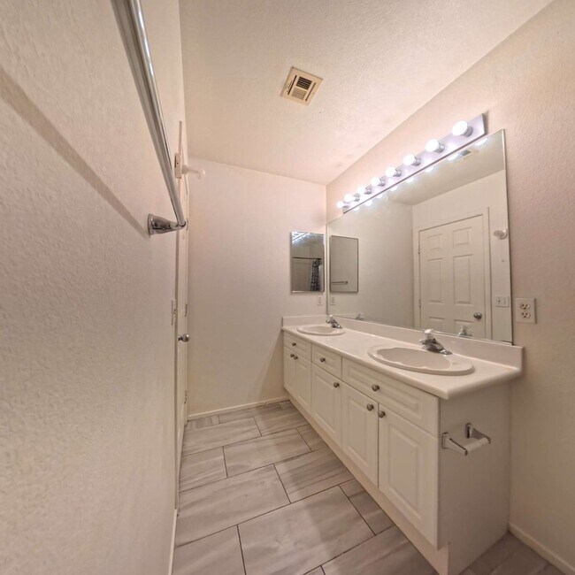 Building Photo - Beautiful 2-Story Home with Pool, Waterfall & Spacious Open Floor Plan!