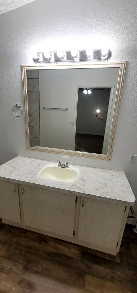 Building Photo - 7100 Airline Dr