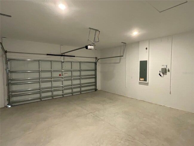 Building Photo - 7727 SW 57th Pl