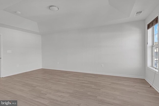 Building Photo - 22554 Cambridgeport Square