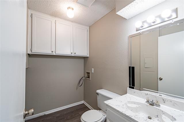 Building Photo - 800 Treadwell Ct