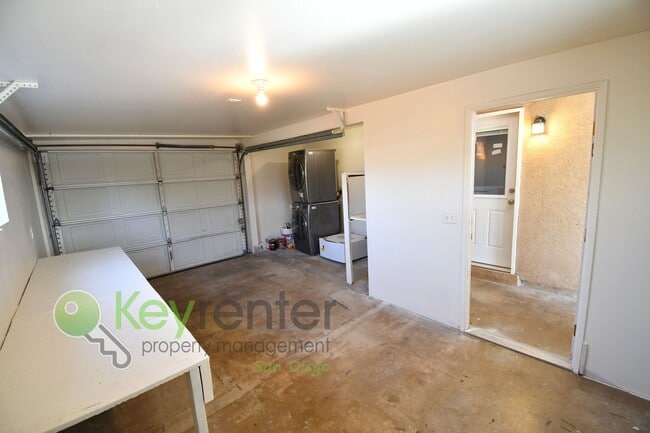 Building Photo - Prime Location| Single Story Family Home |  Minutes to I-15 and I-8 | | 4 minutes to Snapdragon S...