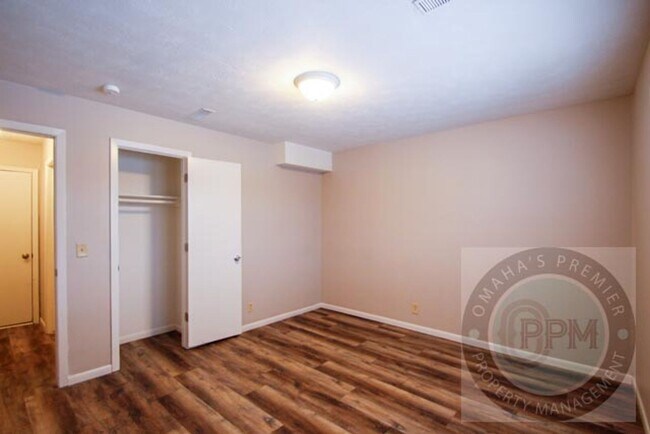 Building Photo - 11652-11654 Camden Ave