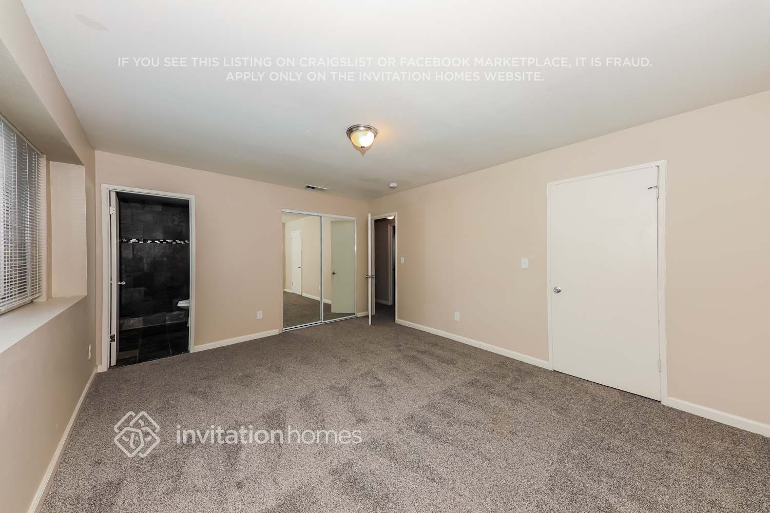 Building Photo - 1305 Morrison Dr