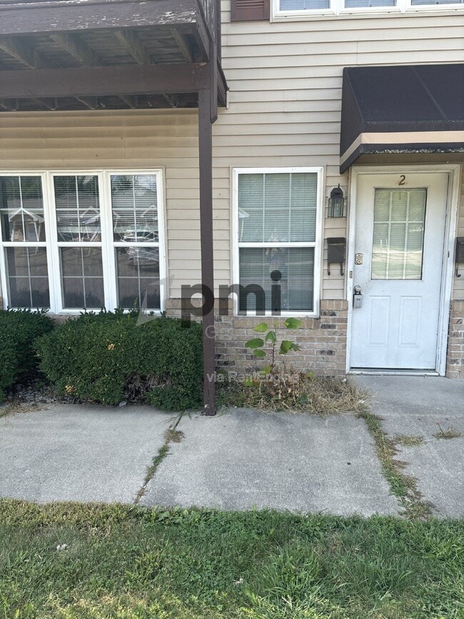 Building Photo - 1306 Arthur Ave