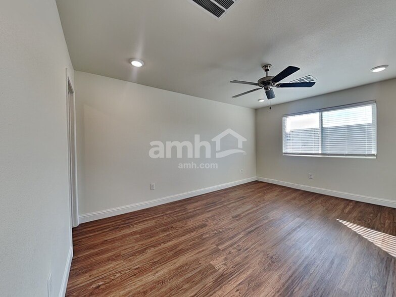 Building Photo - 5623 Lighting Hope Ct