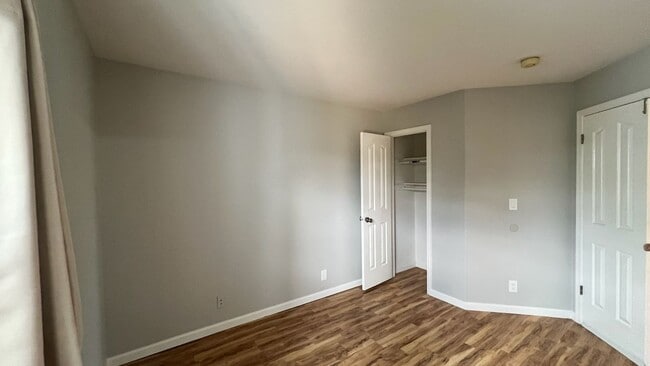 Building Photo - 2170 Cerra Vista Dr