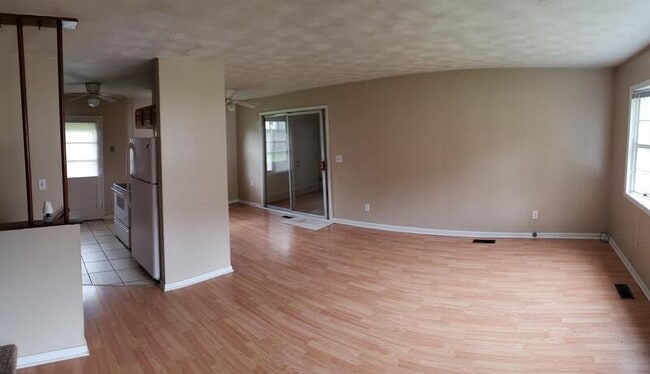 Building Photo - 3676 Charring Cross Dr