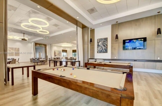 Building Photo - 5243 Rivo Alto Cir