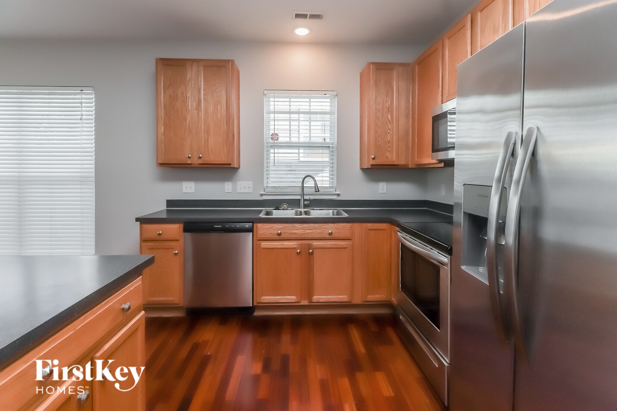 Building Photo - 13828 Connell Green Dr