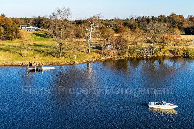 Building Photo - 1500 Rustling Cedar Ln