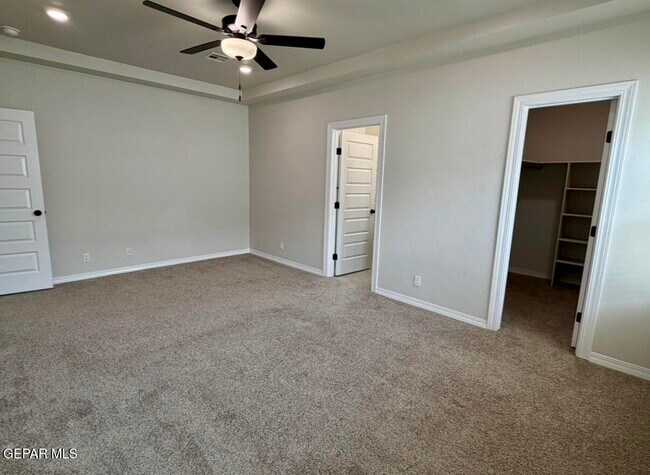 Building Photo - 7409 Scarlet Oak Pl
