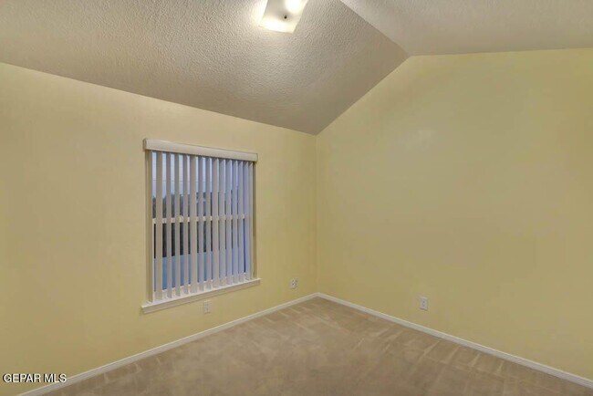 Building Photo - 10955 Yogi Berra Cir