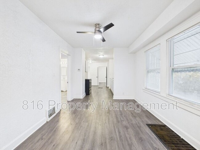 Building Photo - 1513 Rowland Ave