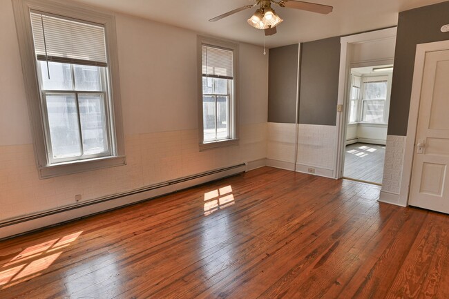 Building Photo - 42 E Locust St