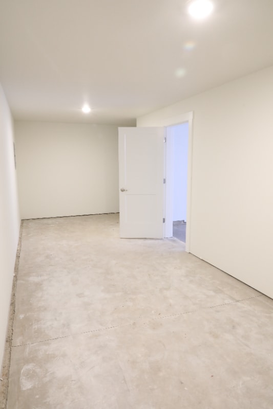 Building Photo - 12913 SE Ridgecrest Rd