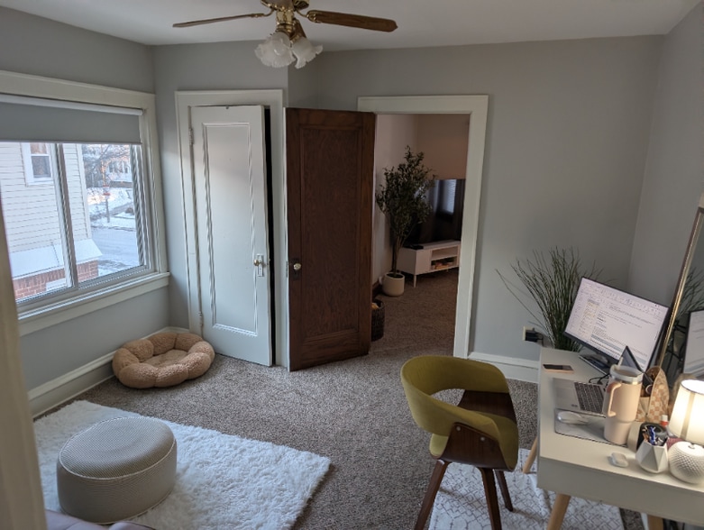 Building Photo - 5725 W Wells St