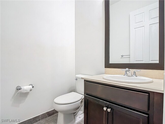 Building Photo - 5088 Rimini Ave