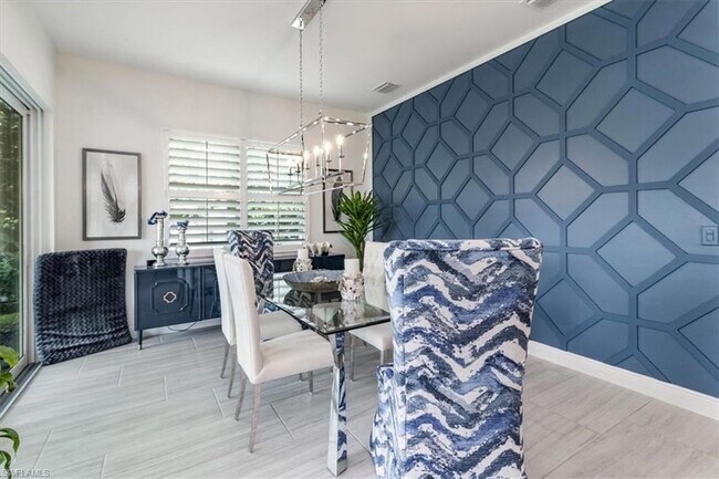 Building Photo - 8943 St Lucia Dr