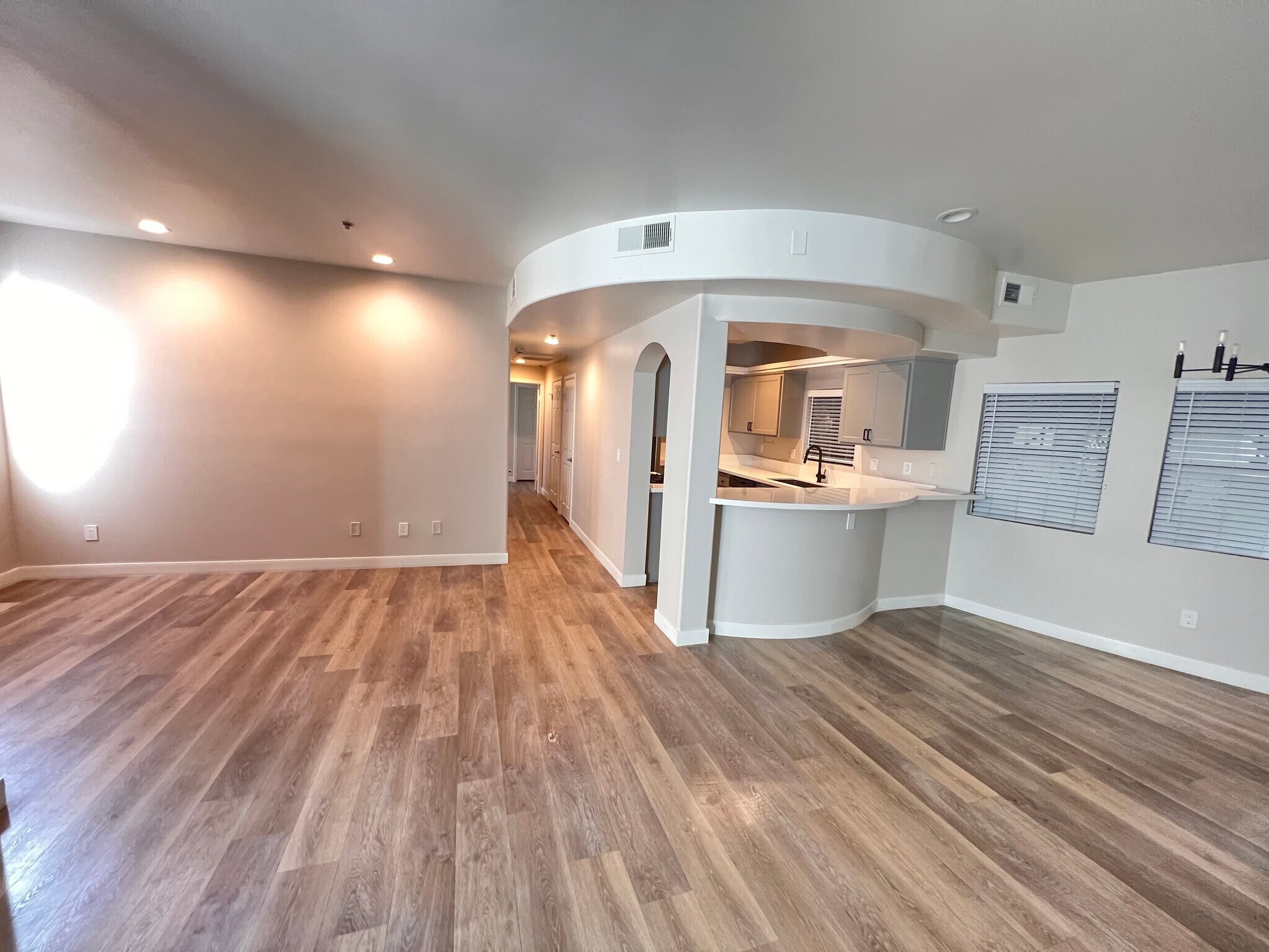 Building Photo - 4623 Willis Ave