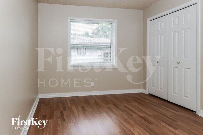 Building Photo - 11472 Sanderling Dr