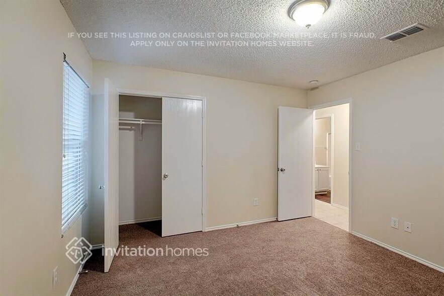 Building Photo - 4604 Bellcrest Dr