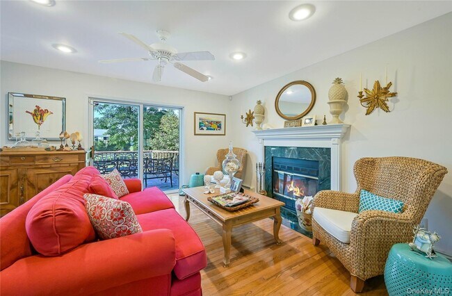 Building Photo - 215 Kouros Rd