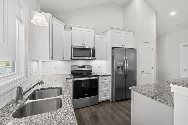 Building Photo - 36 Grazing Meadows Dr