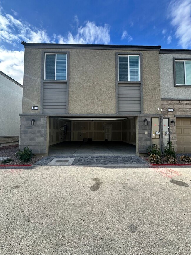 Building Photo - New Construction, 3 Bed, 2 Bath Townhome in Union Village